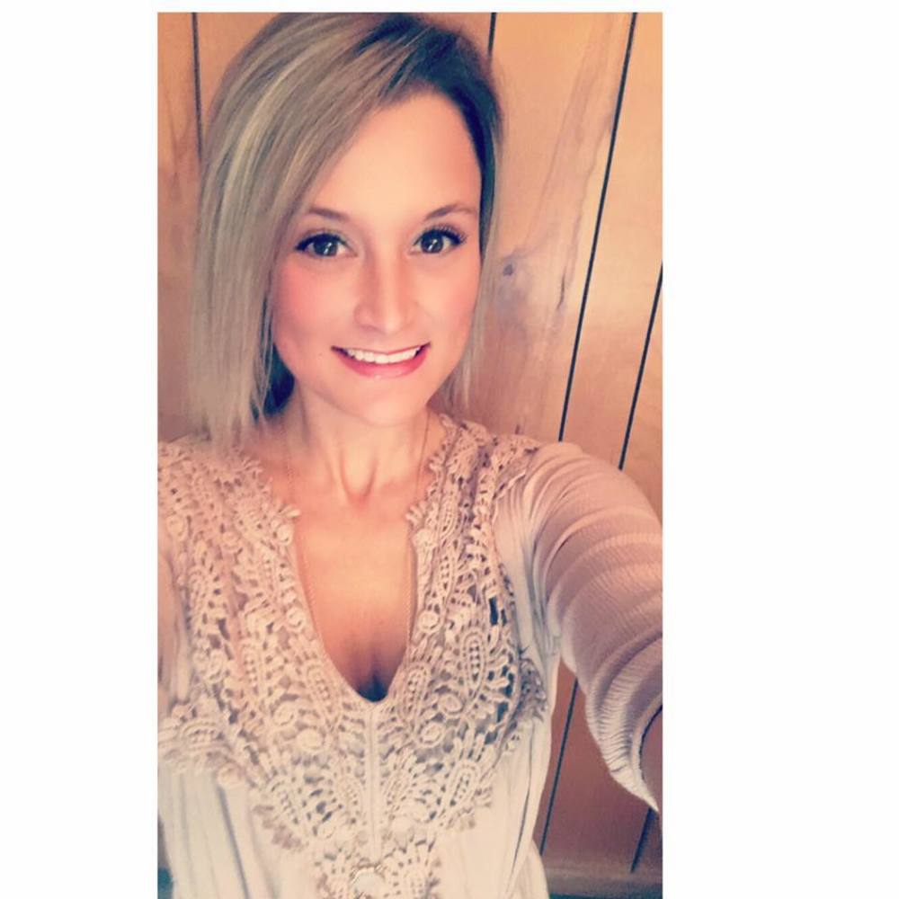 Meet your Posher, Olivia